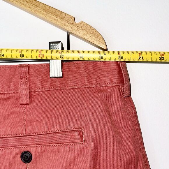 Lands End Khaki Salmon Color Chino Shorts Mens 42 Traditional Fit - Picture 3 of 4
